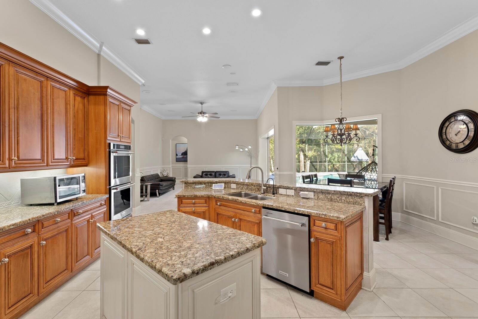 TAMPA PALMS AREA 4 PRCL 16 - Residential