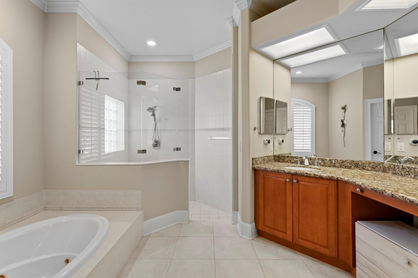 TAMPA PALMS AREA 4 PRCL 16 - Residential