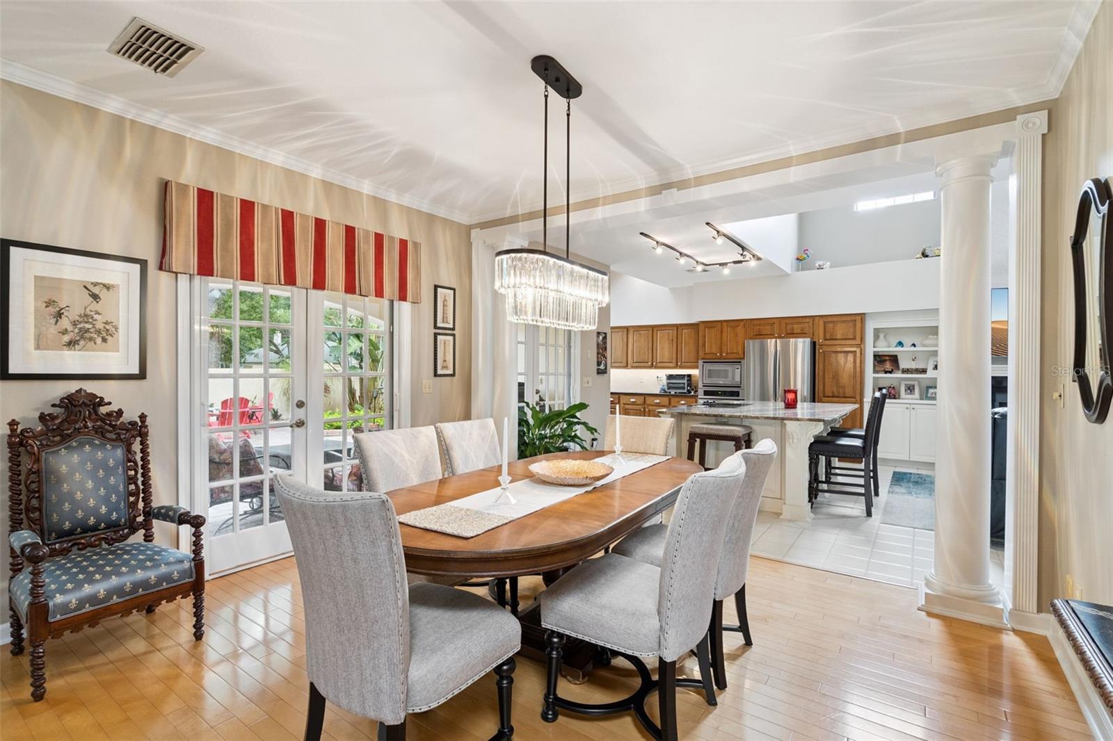 VILLA D ESTE AT SWEETWATER COUNTRY - Residential