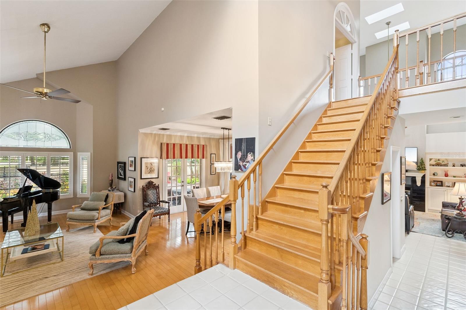 VILLA D ESTE AT SWEETWATER COUNTRY - Residential