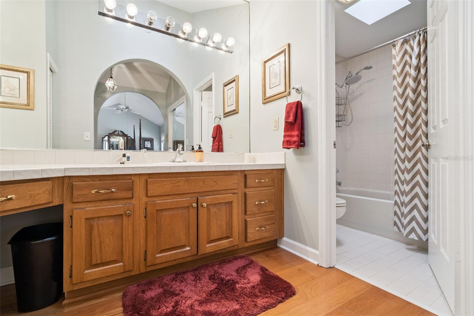 VILLA D ESTE AT SWEETWATER COUNTRY - Residential