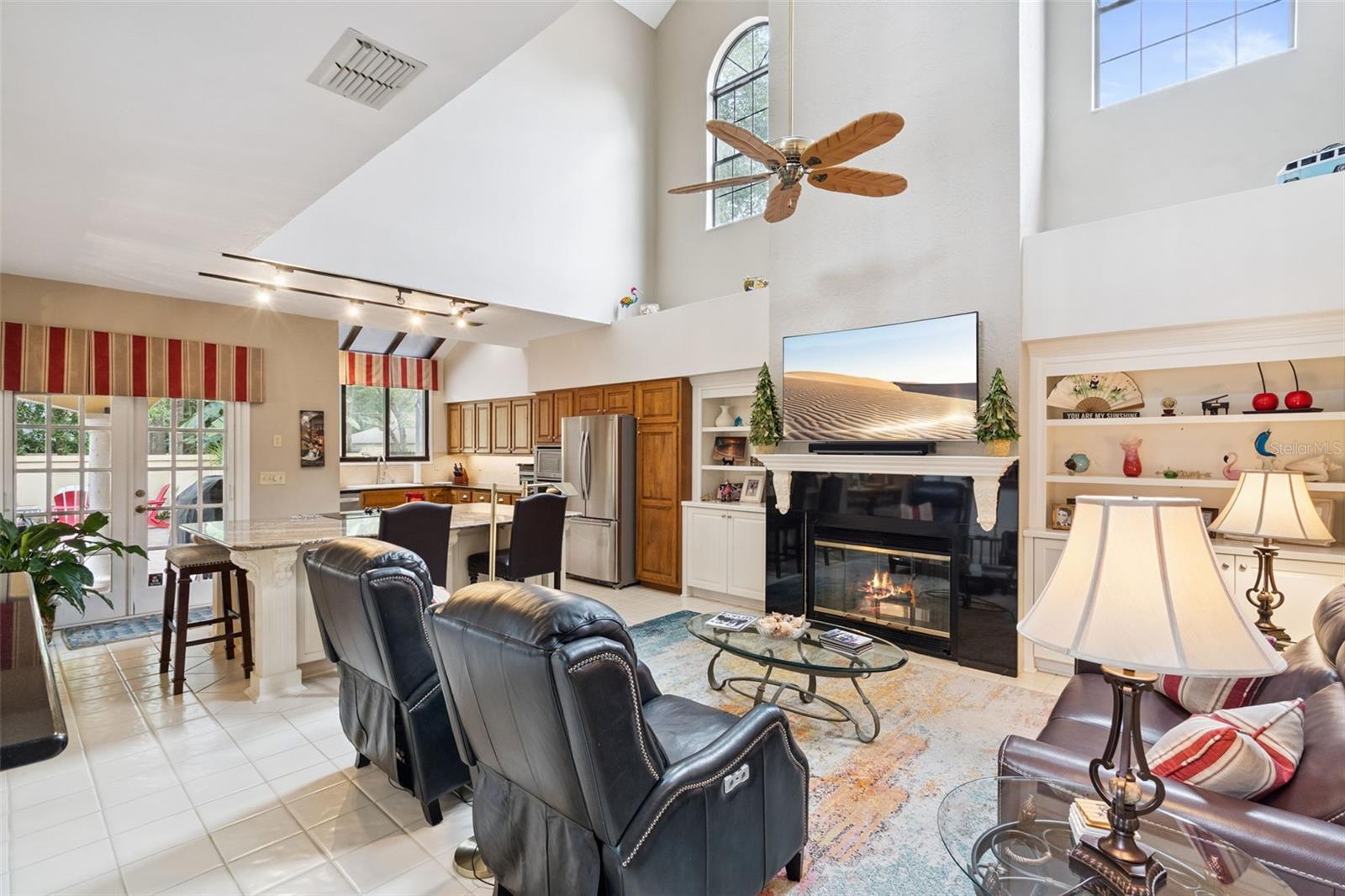 VILLA D ESTE AT SWEETWATER COUNTRY - Residential