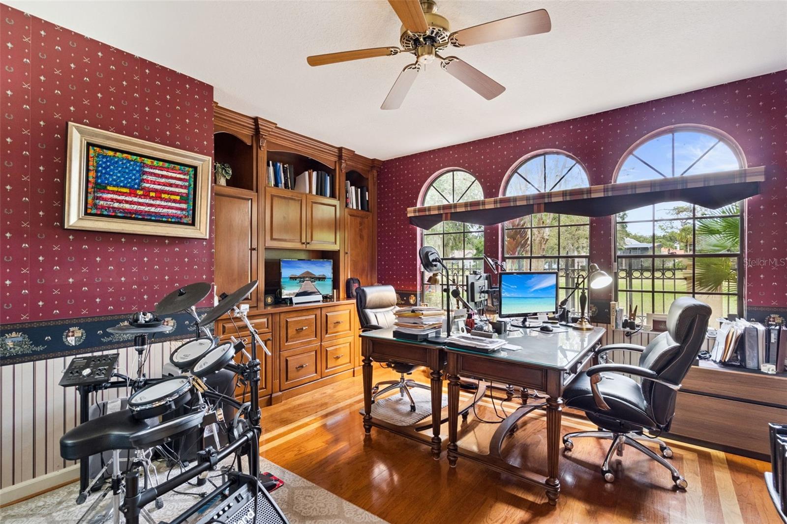 VILLA D ESTE AT SWEETWATER COUNTRY - Residential