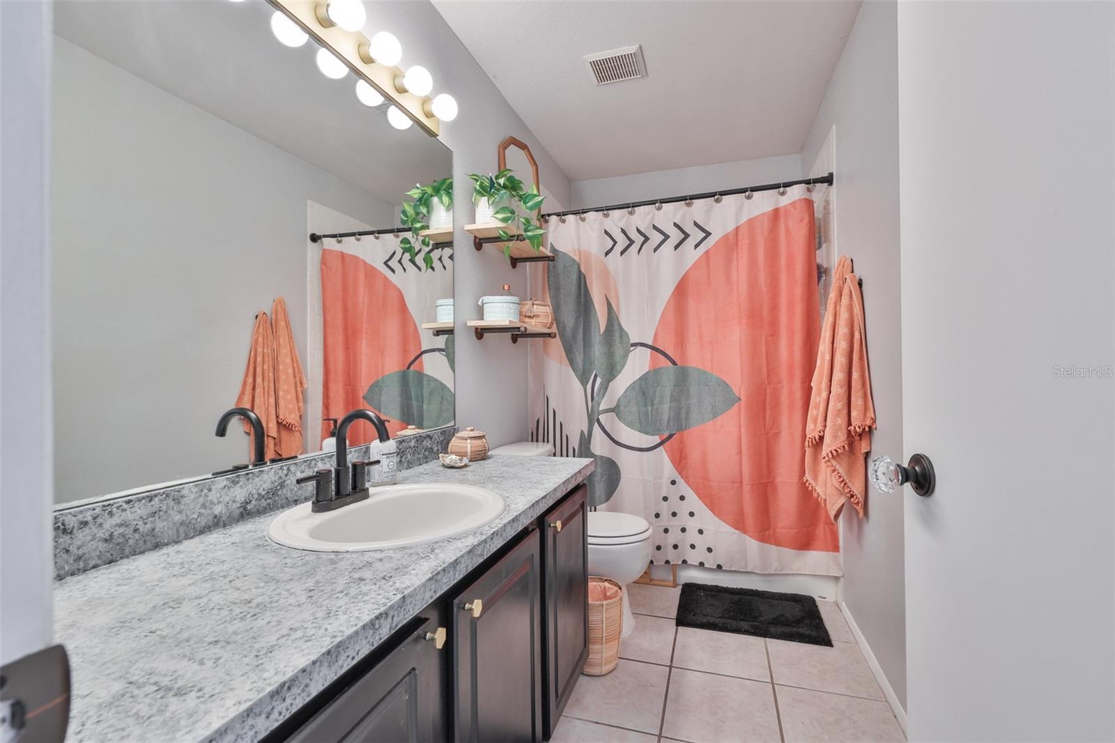 PROVIDENCE TWNHMS PH 3 - Residential