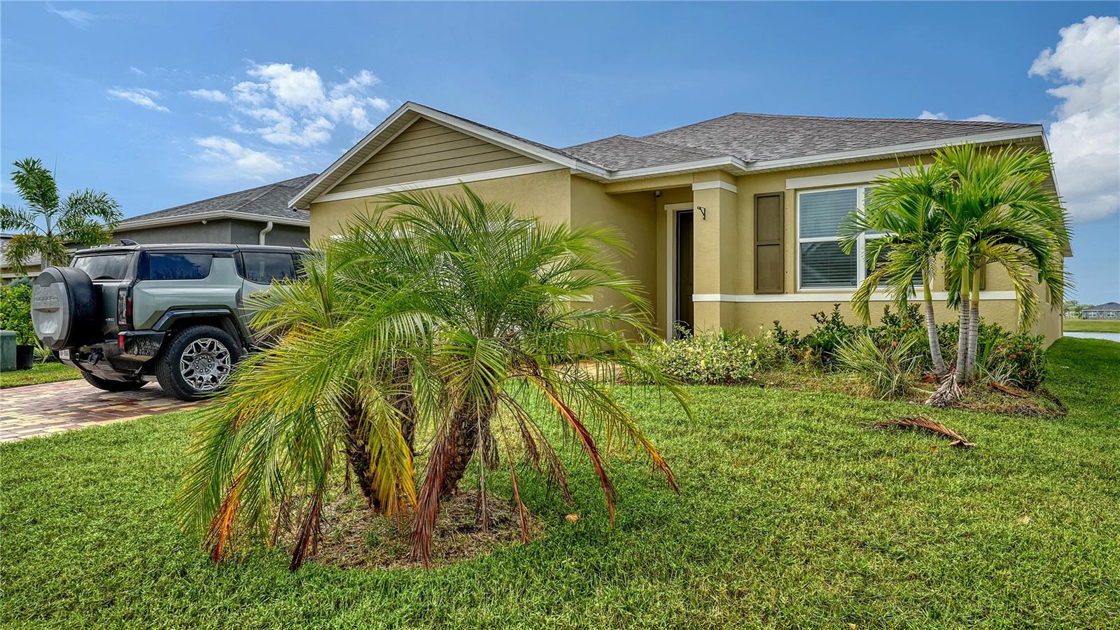 GRADY POINTE - Residential Lease