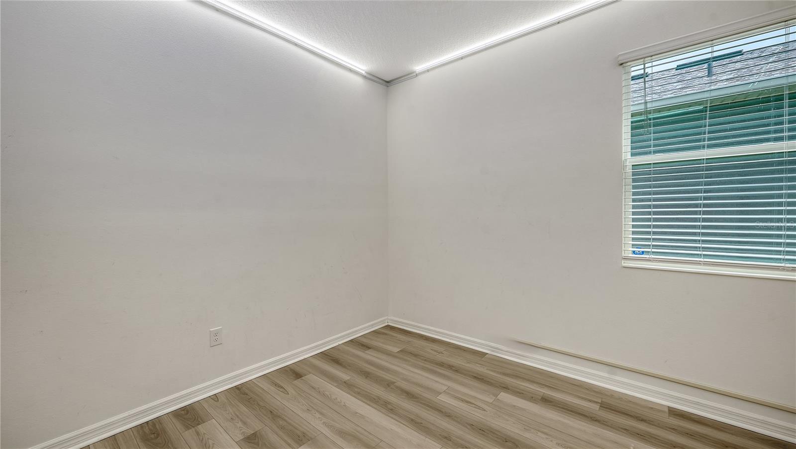 GRADY POINTE - Residential Lease