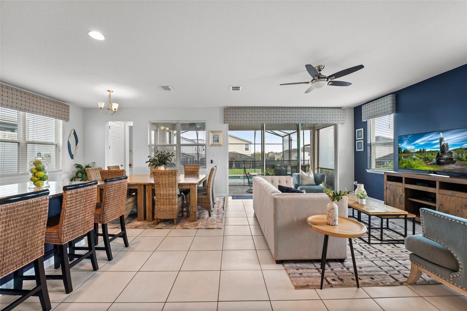 SOLARA RESORT - Residential Lease