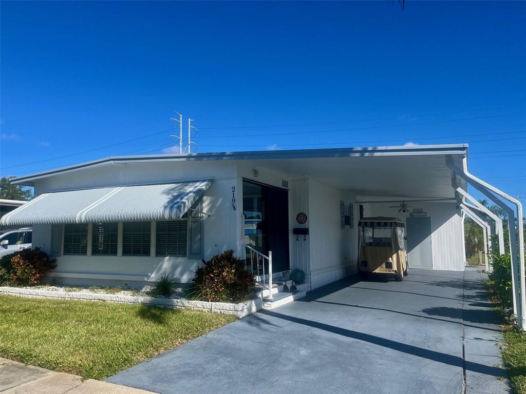 Photo of 219 Seagull Drive, Tarpon Springs, FL 34689 (MLS # TB8432150)