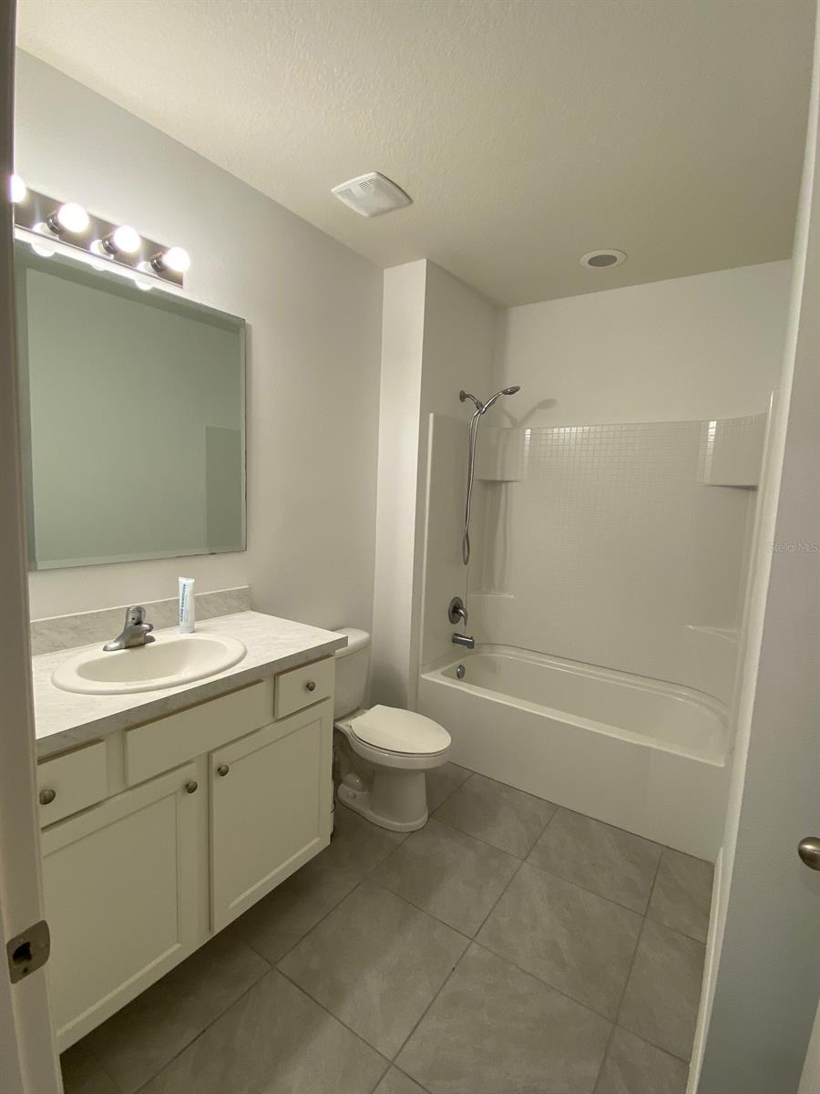 Coastal Woods Un B1 - Residential Lease