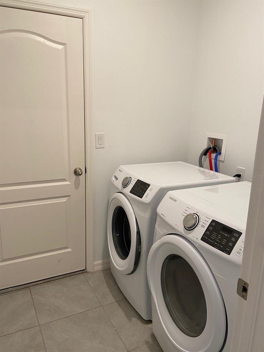 Coastal Woods Un B1 - Residential Lease