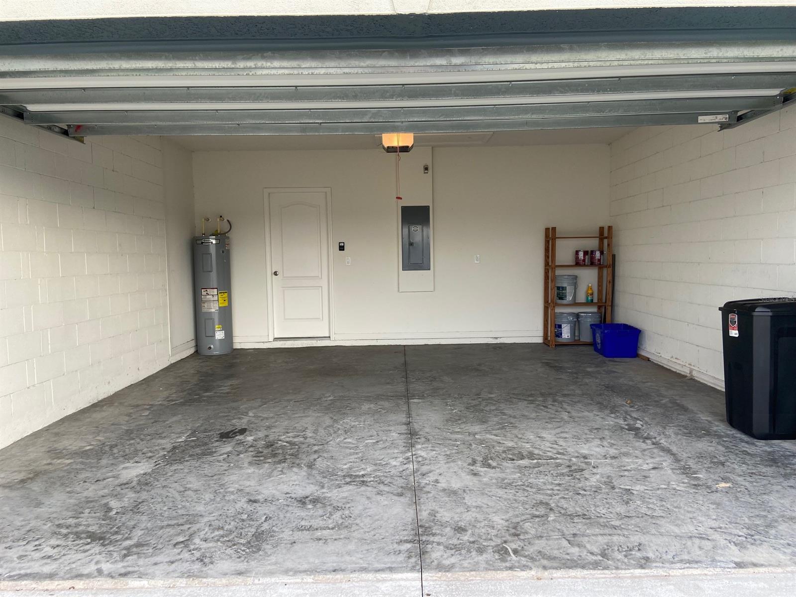 Coastal Woods Un B1 - Residential Lease