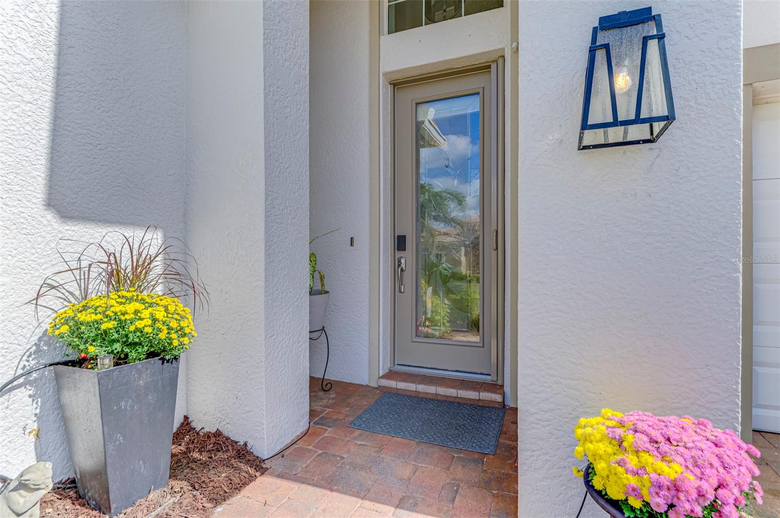 RIVERWOOD - Residential