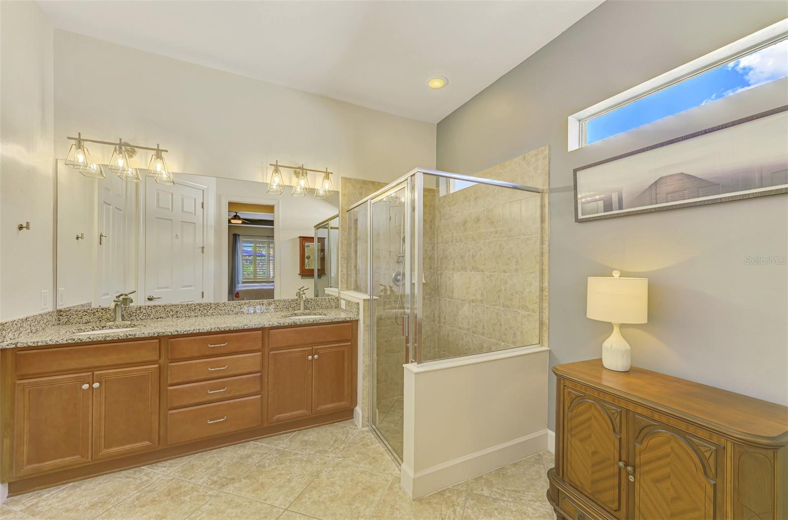 RIVERWOOD - Residential