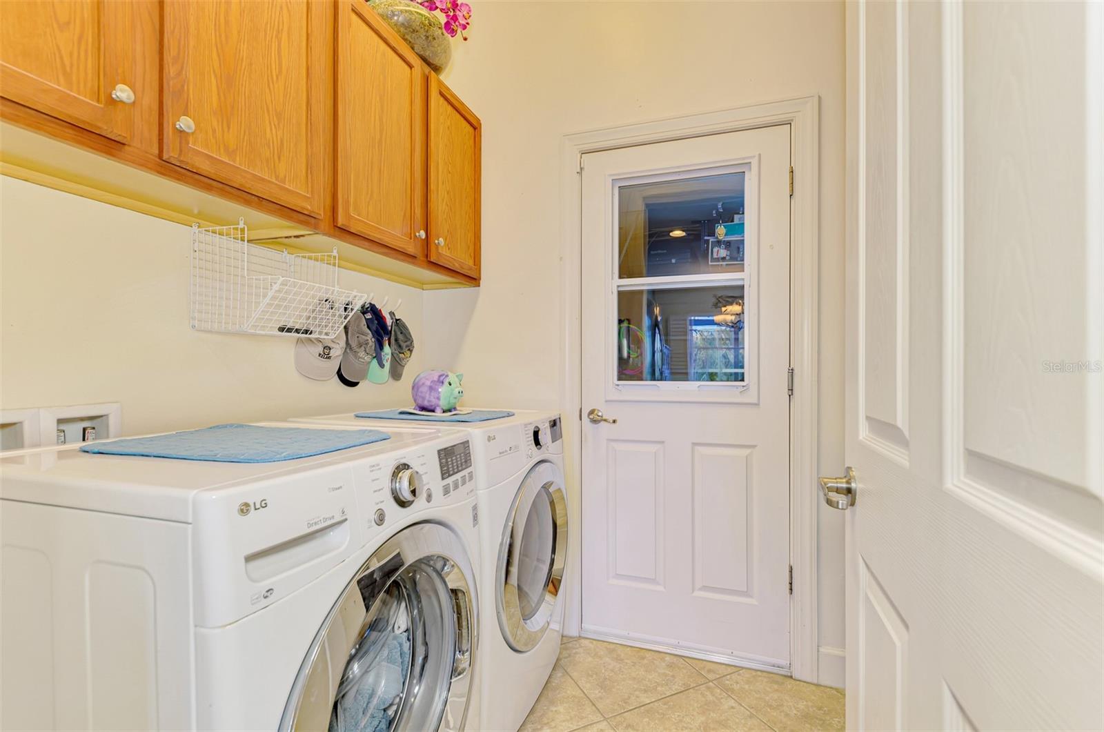 RIVERWOOD - Residential