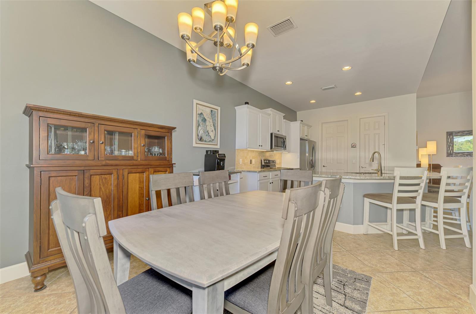 RIVERWOOD - Residential