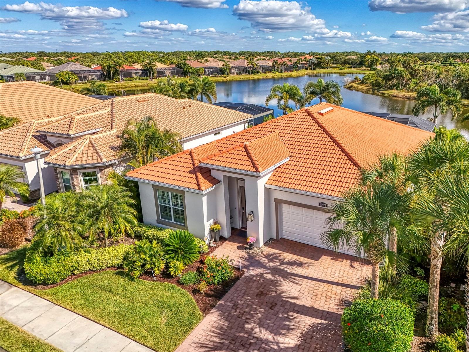 RIVERWOOD - Residential