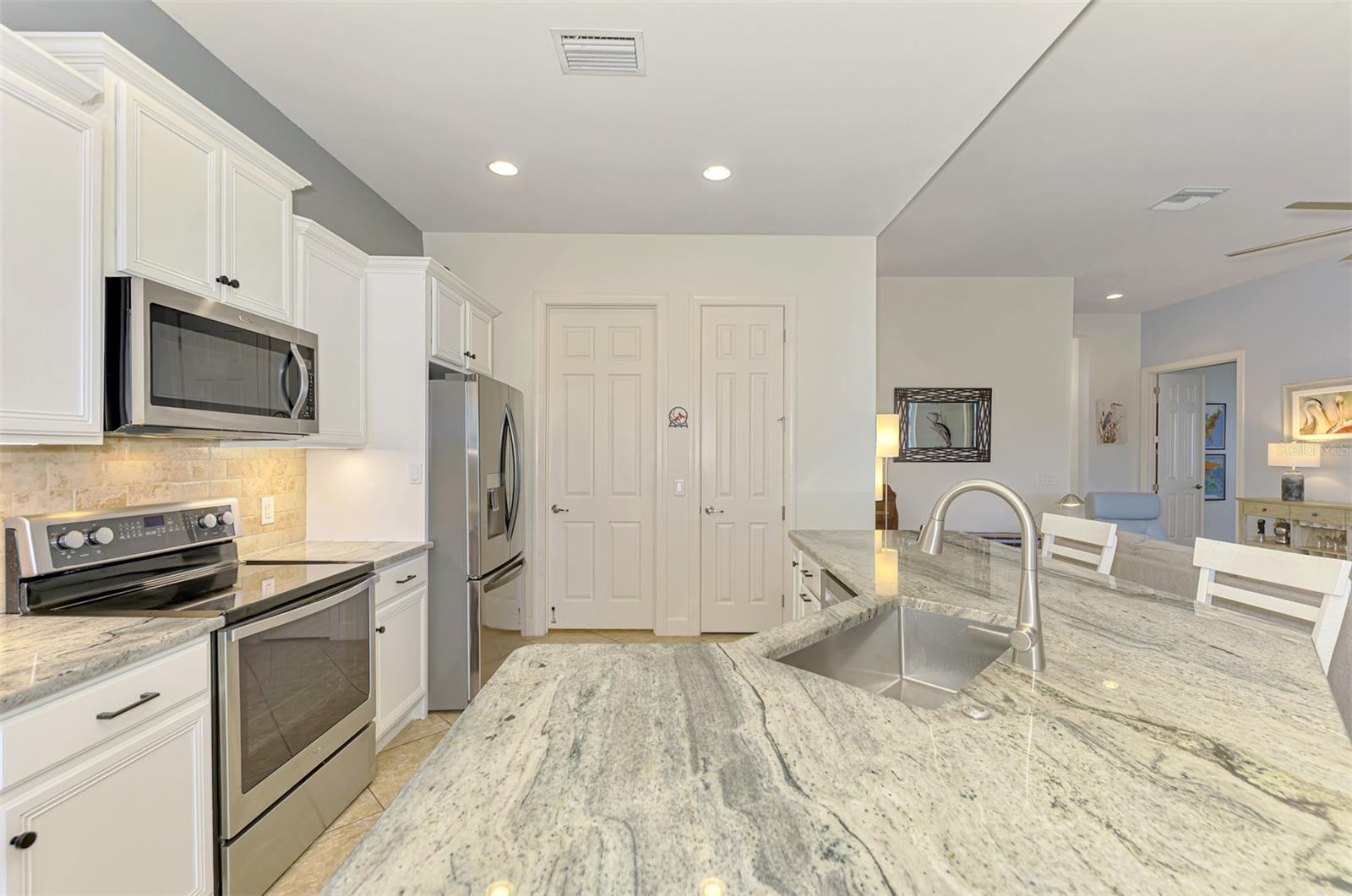 RIVERWOOD - Residential