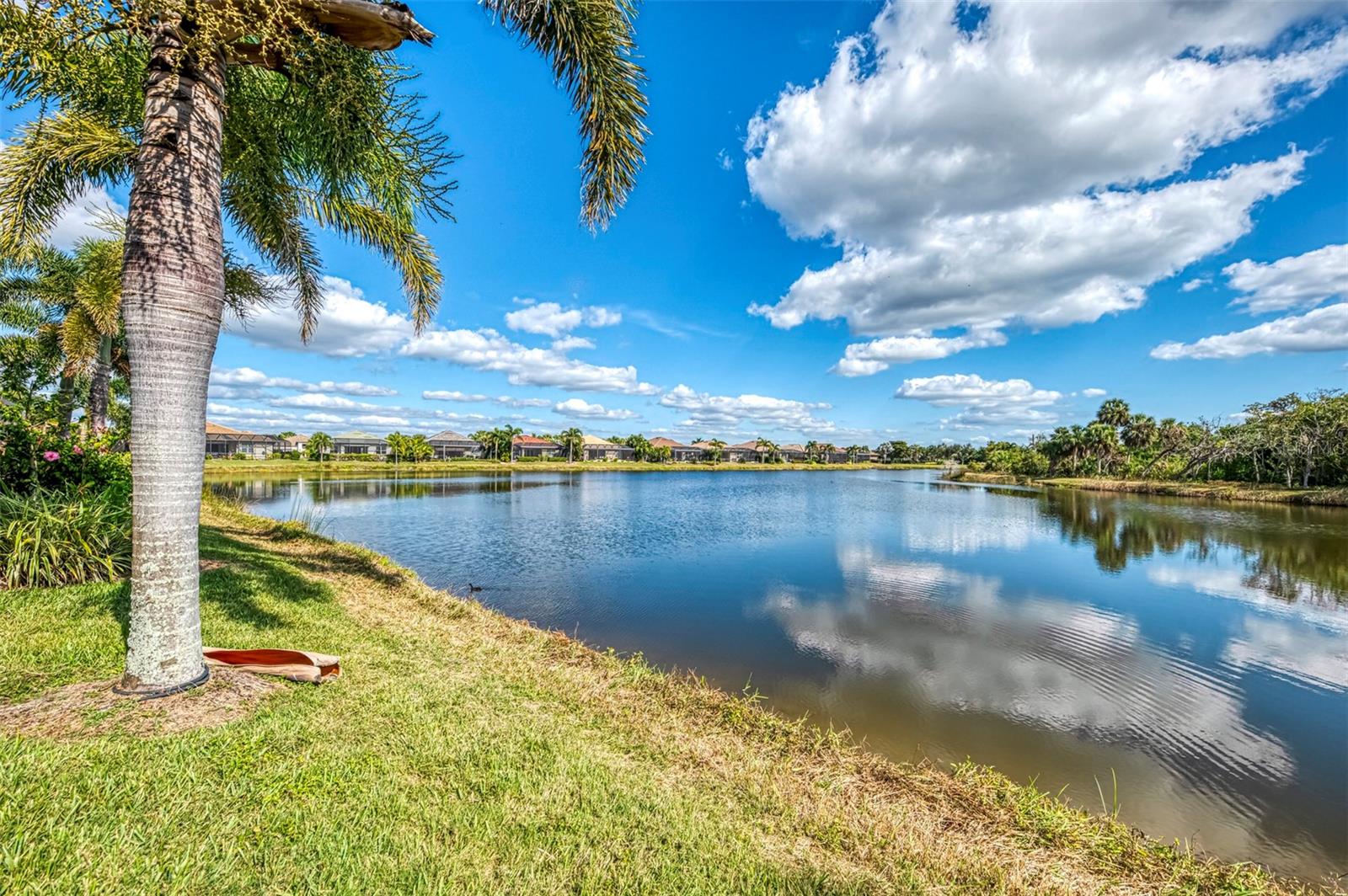 RIVERWOOD - Residential