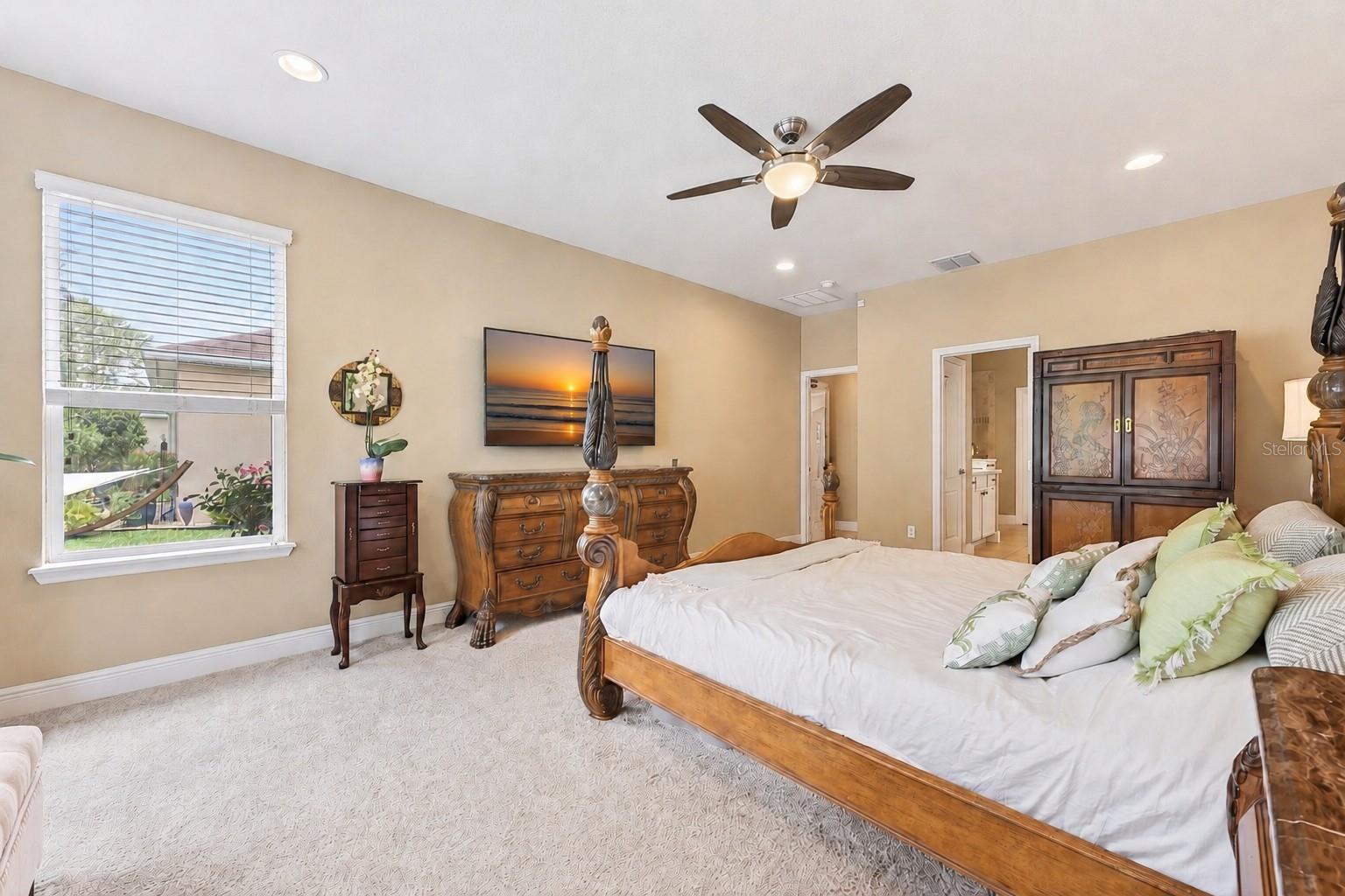 RETREAT AT LAKE CHARM - Residential