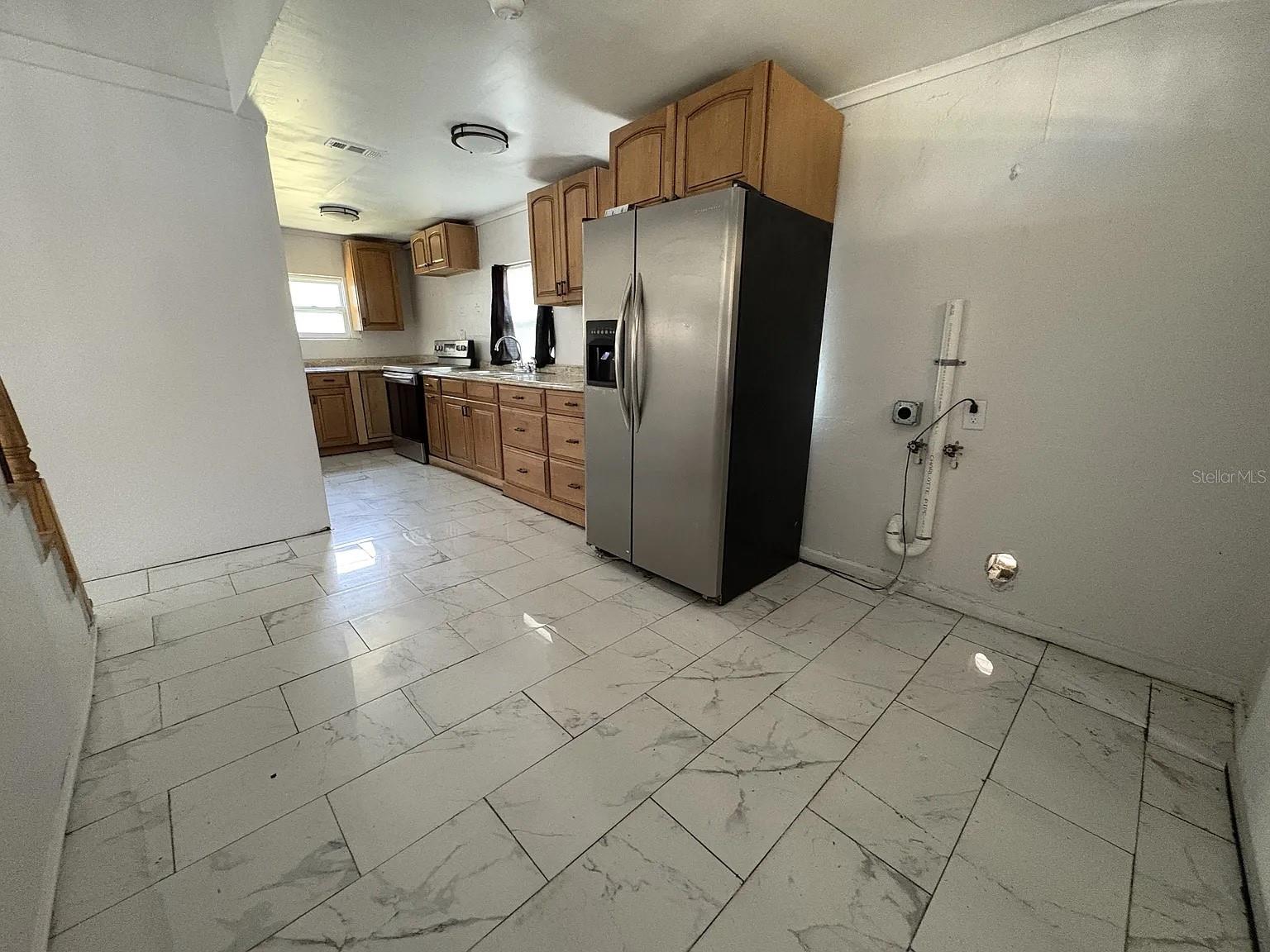 SUN RISE PARK - Residential Lease