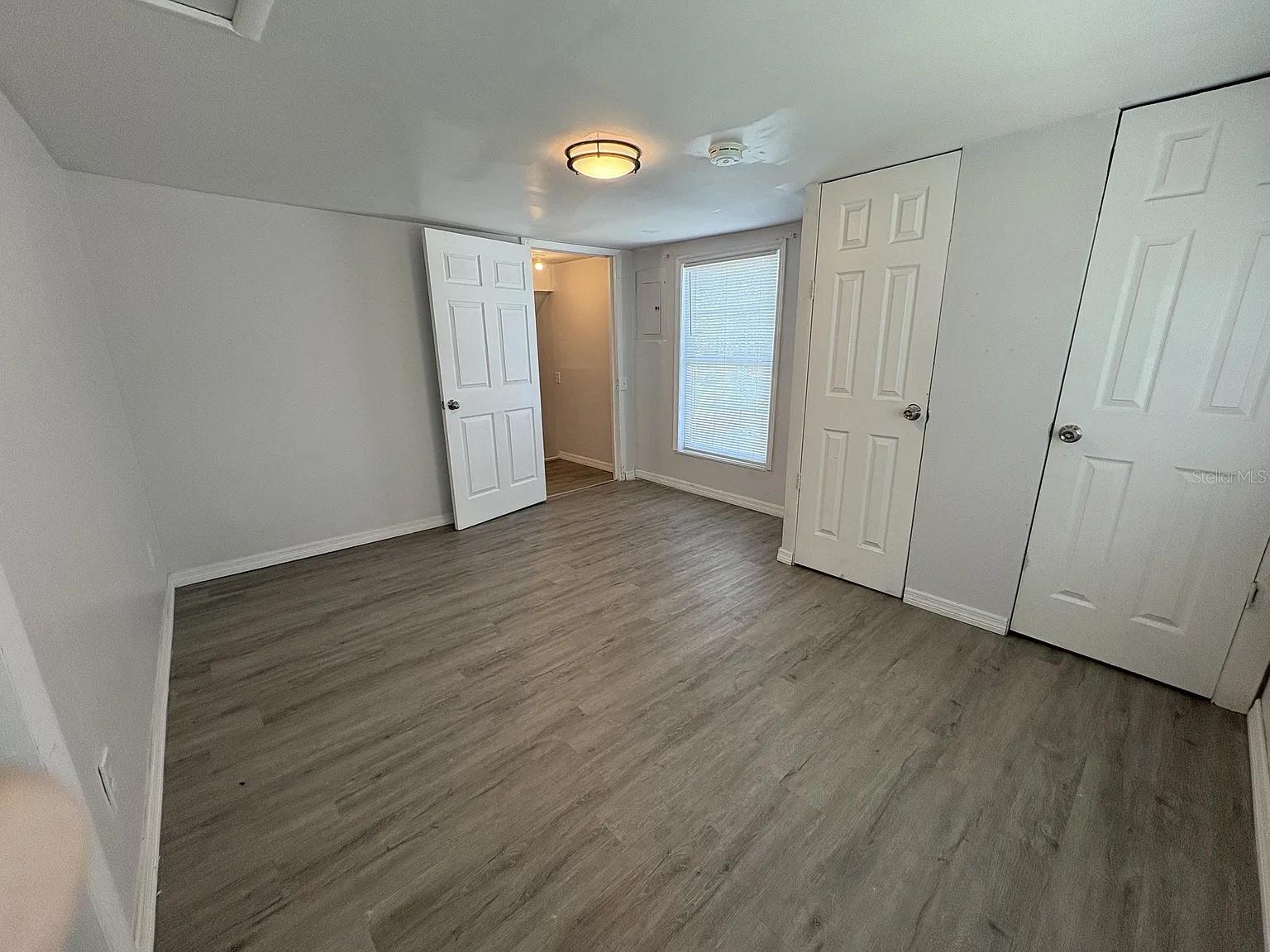 SUN RISE PARK - Residential Lease