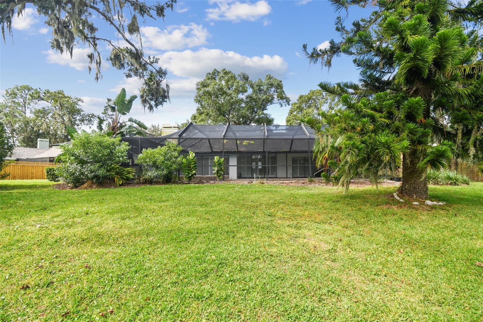 THE PADDOCKS PH II - Residential