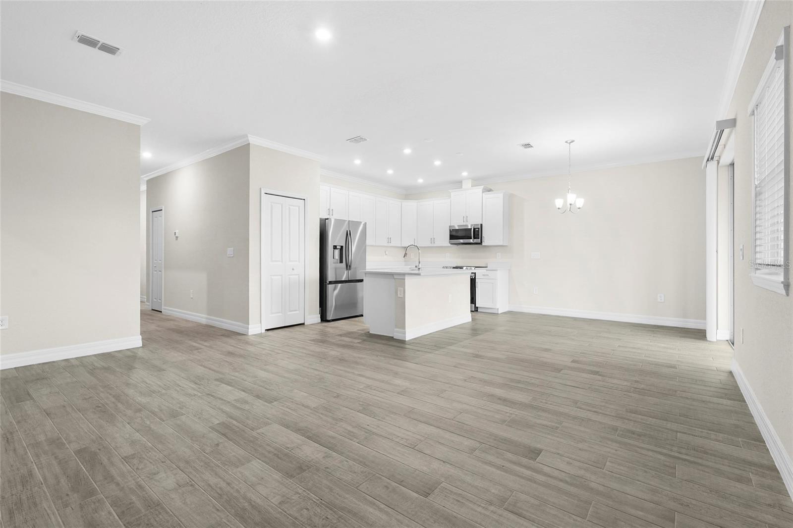 HAMMOCKS/WEST PORT PH 11 - Residential