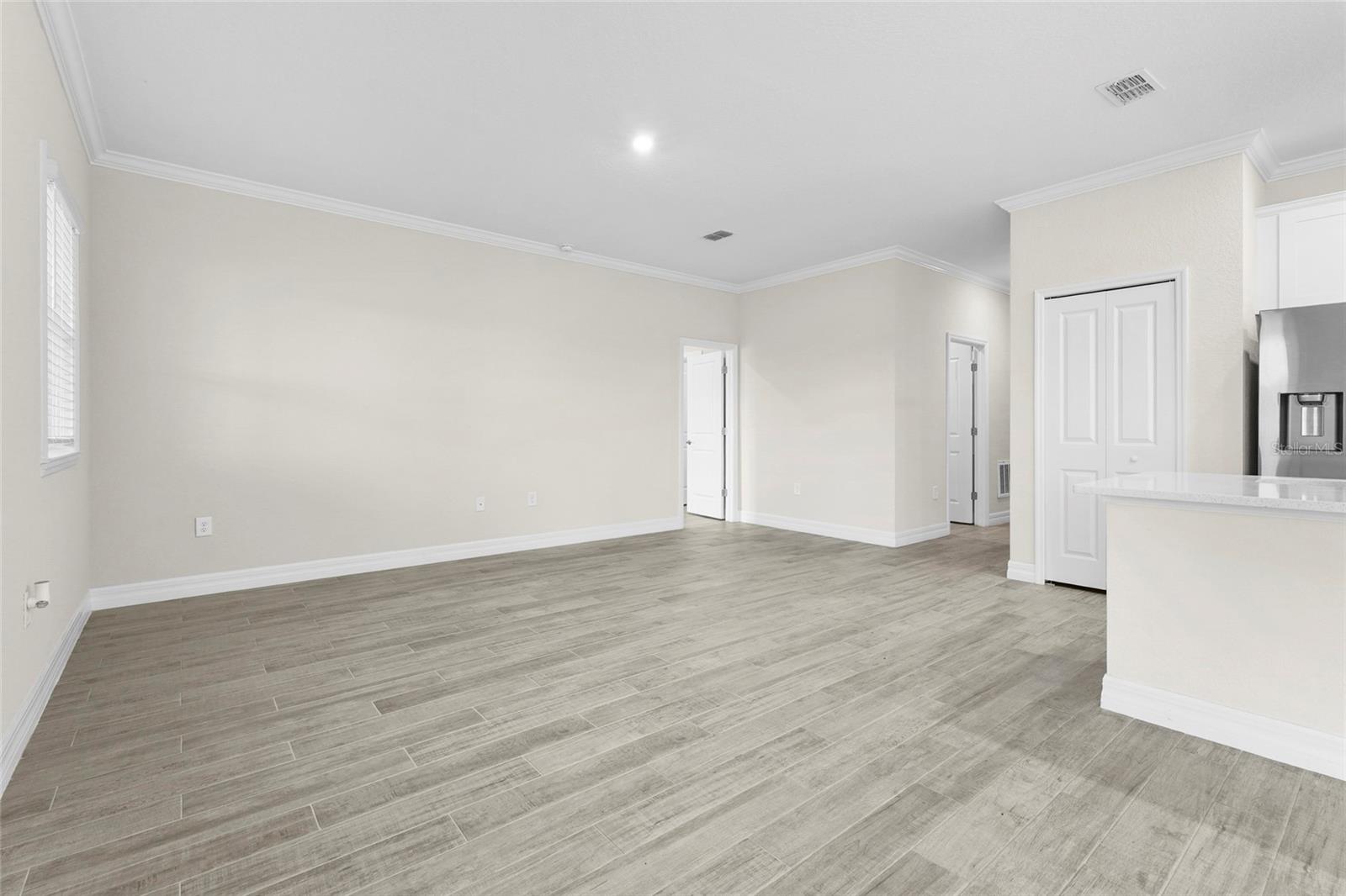 HAMMOCKS/WEST PORT PH 11 - Residential