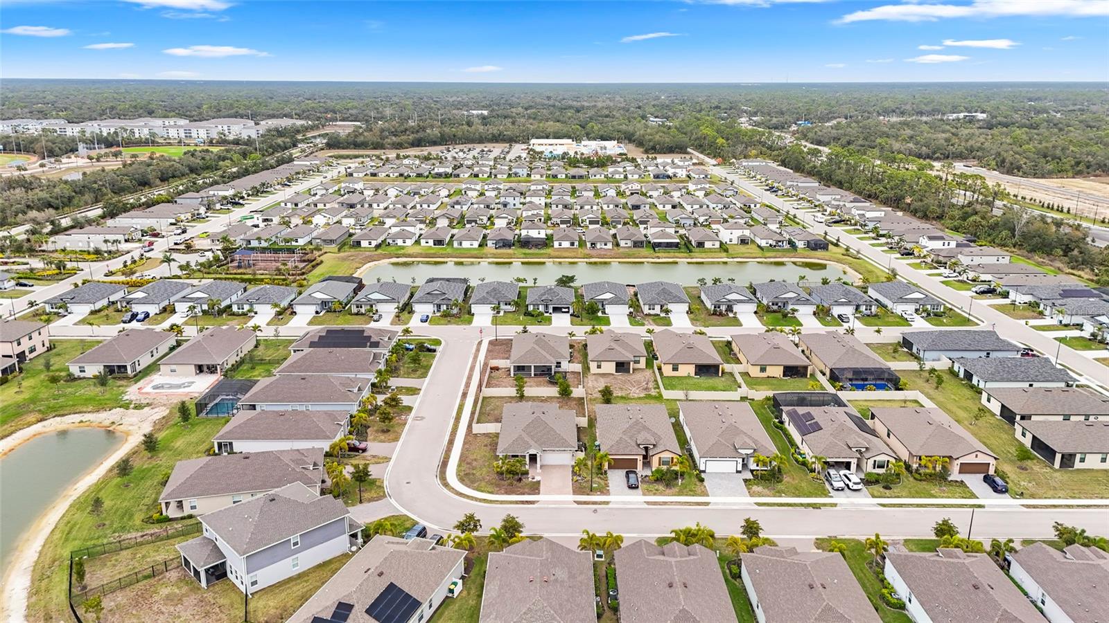 HAMMOCKS/WEST PORT PH 11 - Residential