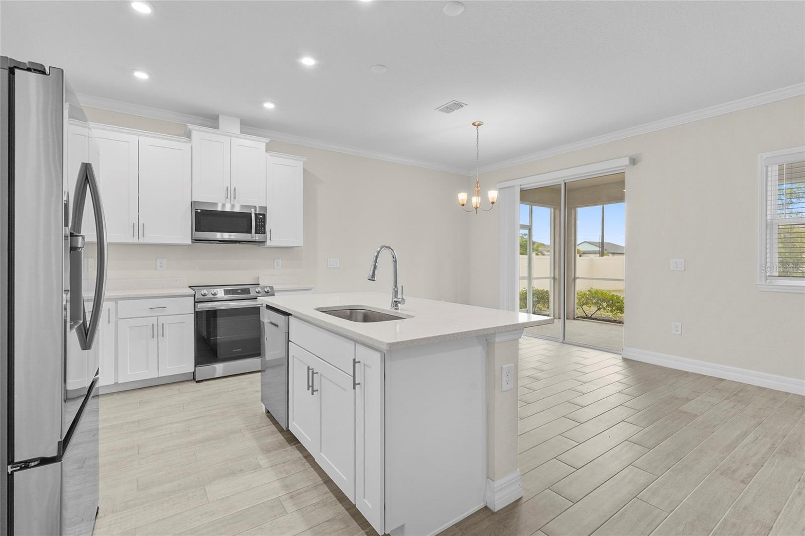 HAMMOCKS/WEST PORT PH 11 - Residential