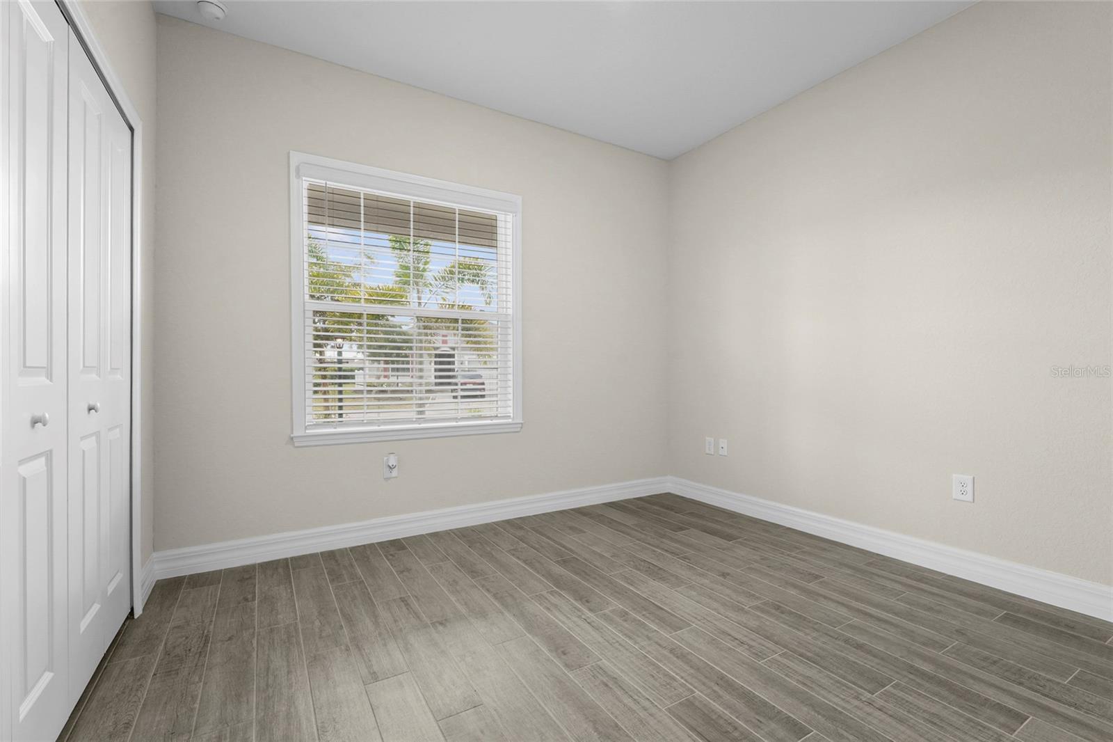 HAMMOCKS/WEST PORT PH 11 - Residential