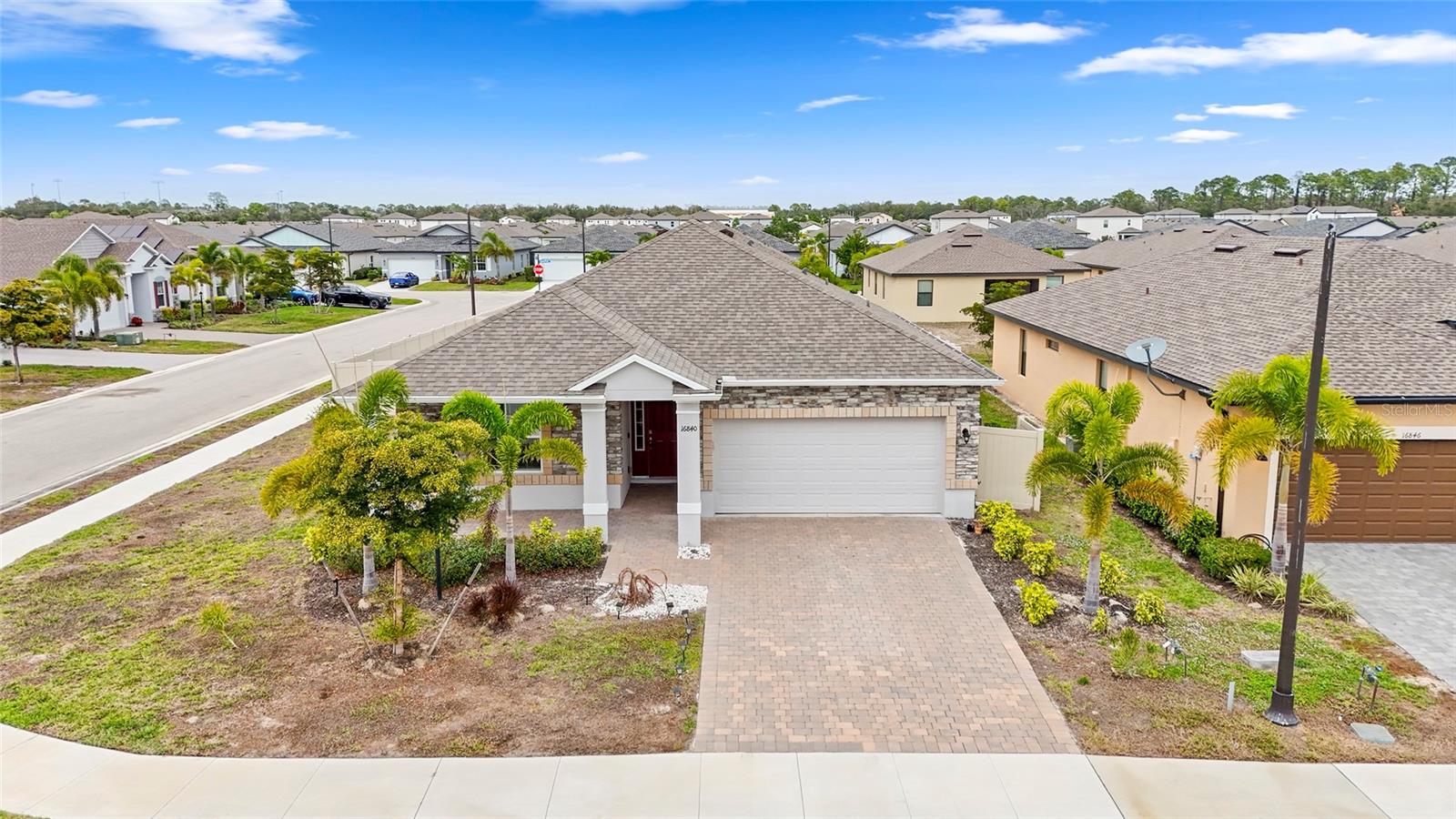 HAMMOCKS/WEST PORT PH 11 - Residential