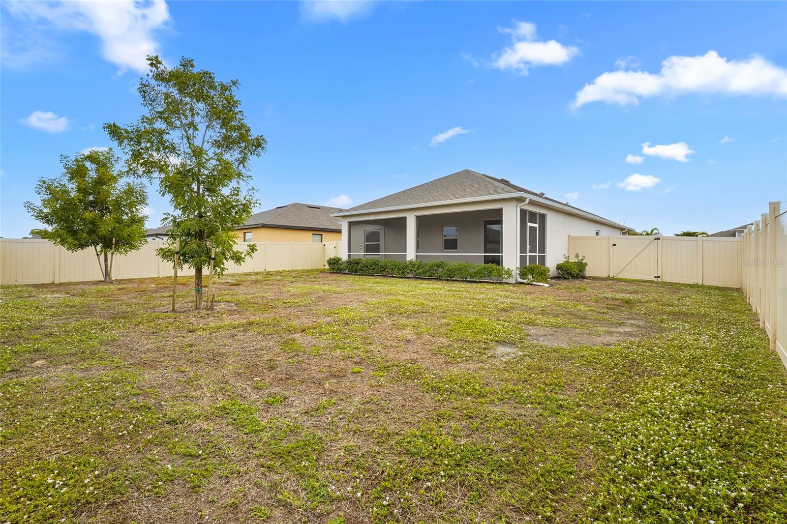 HAMMOCKS/WEST PORT PH 11 - Residential