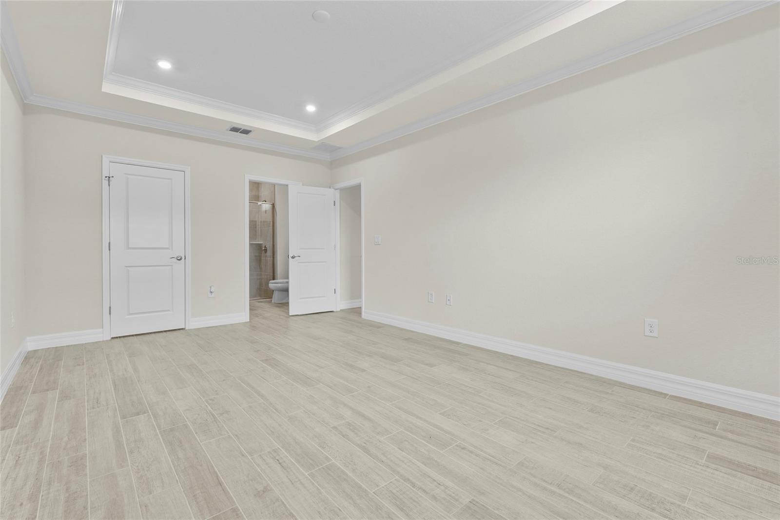 HAMMOCKS/WEST PORT PH 11 - Residential