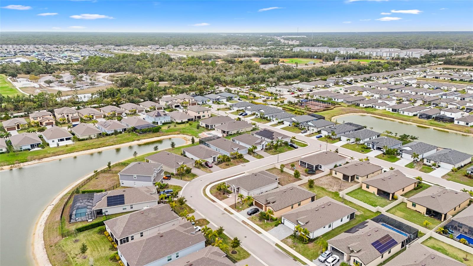 HAMMOCKS/WEST PORT PH 11 - Residential