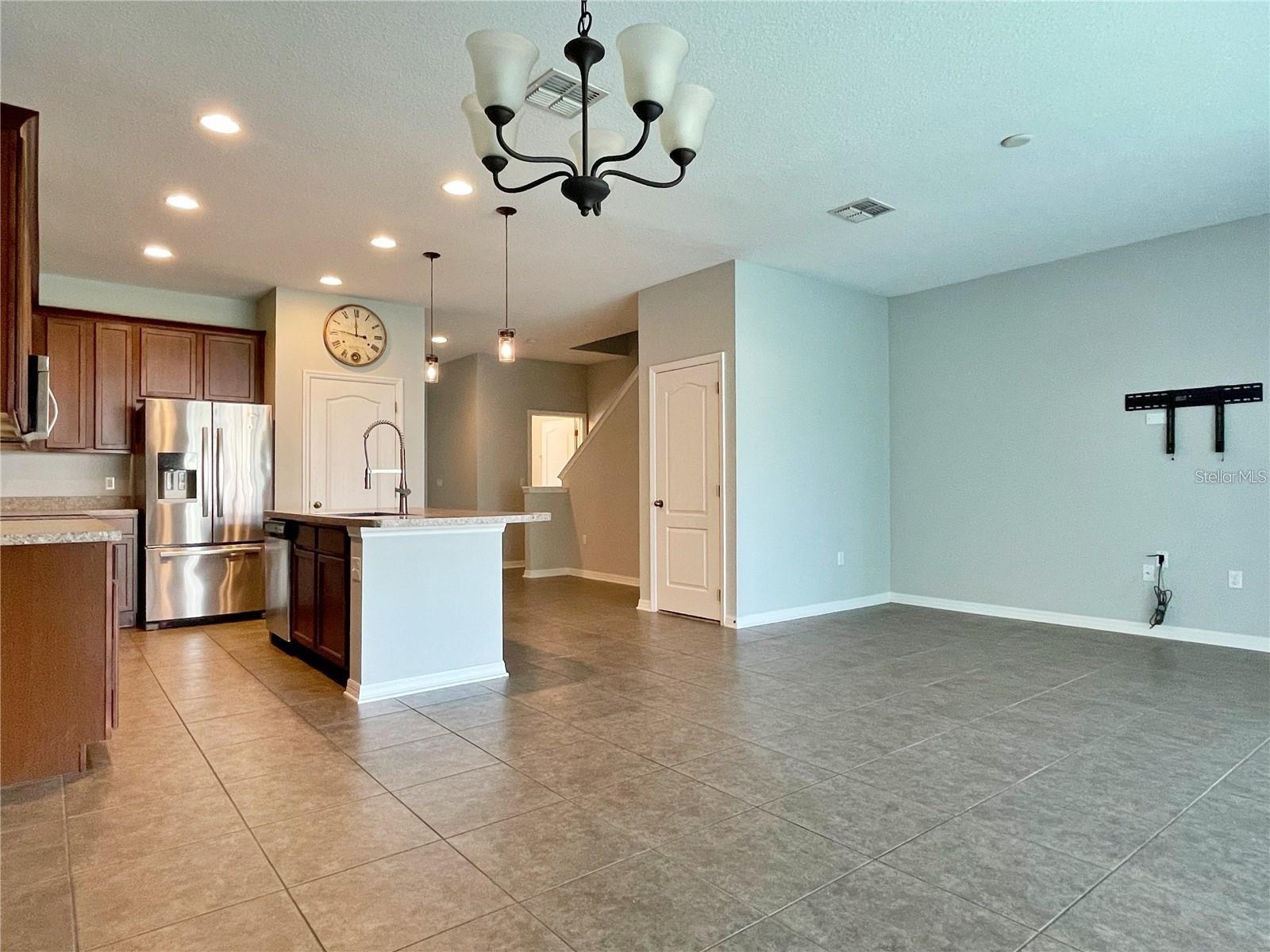 2646 RIVER LANDING DRIVE