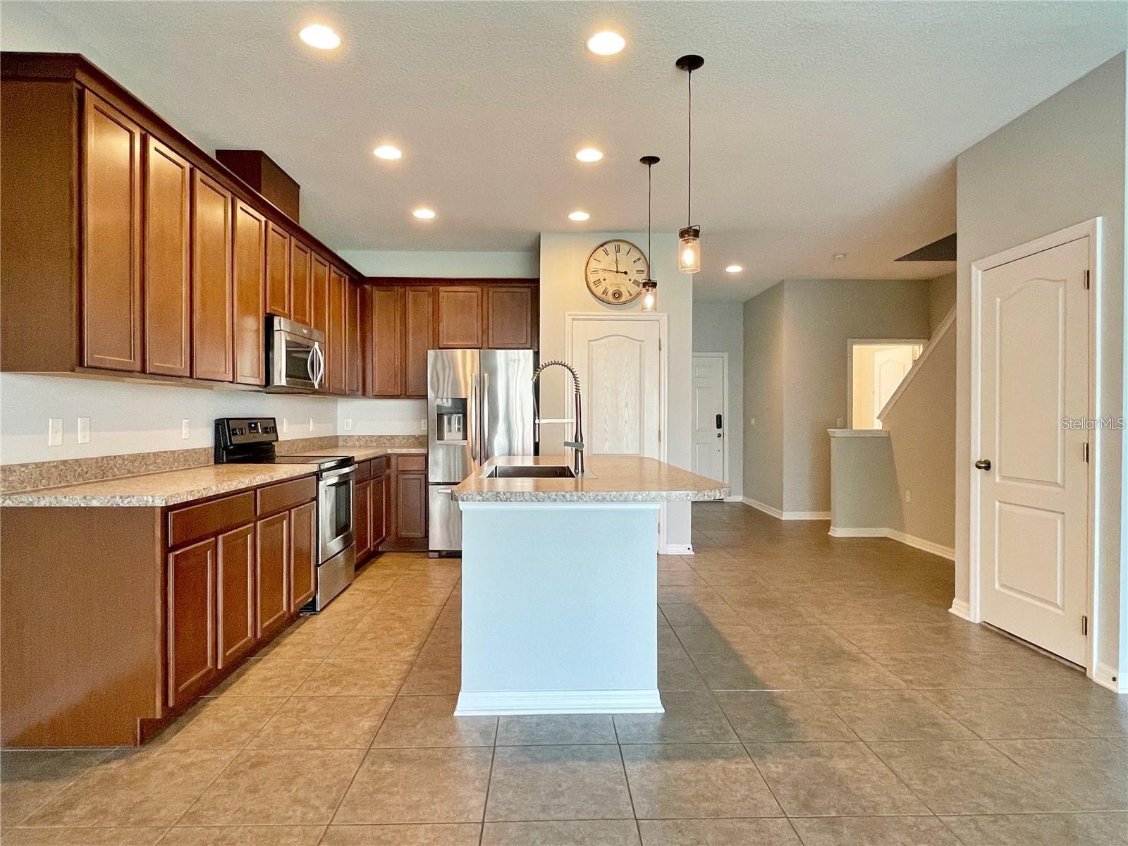 2646 RIVER LANDING DRIVE