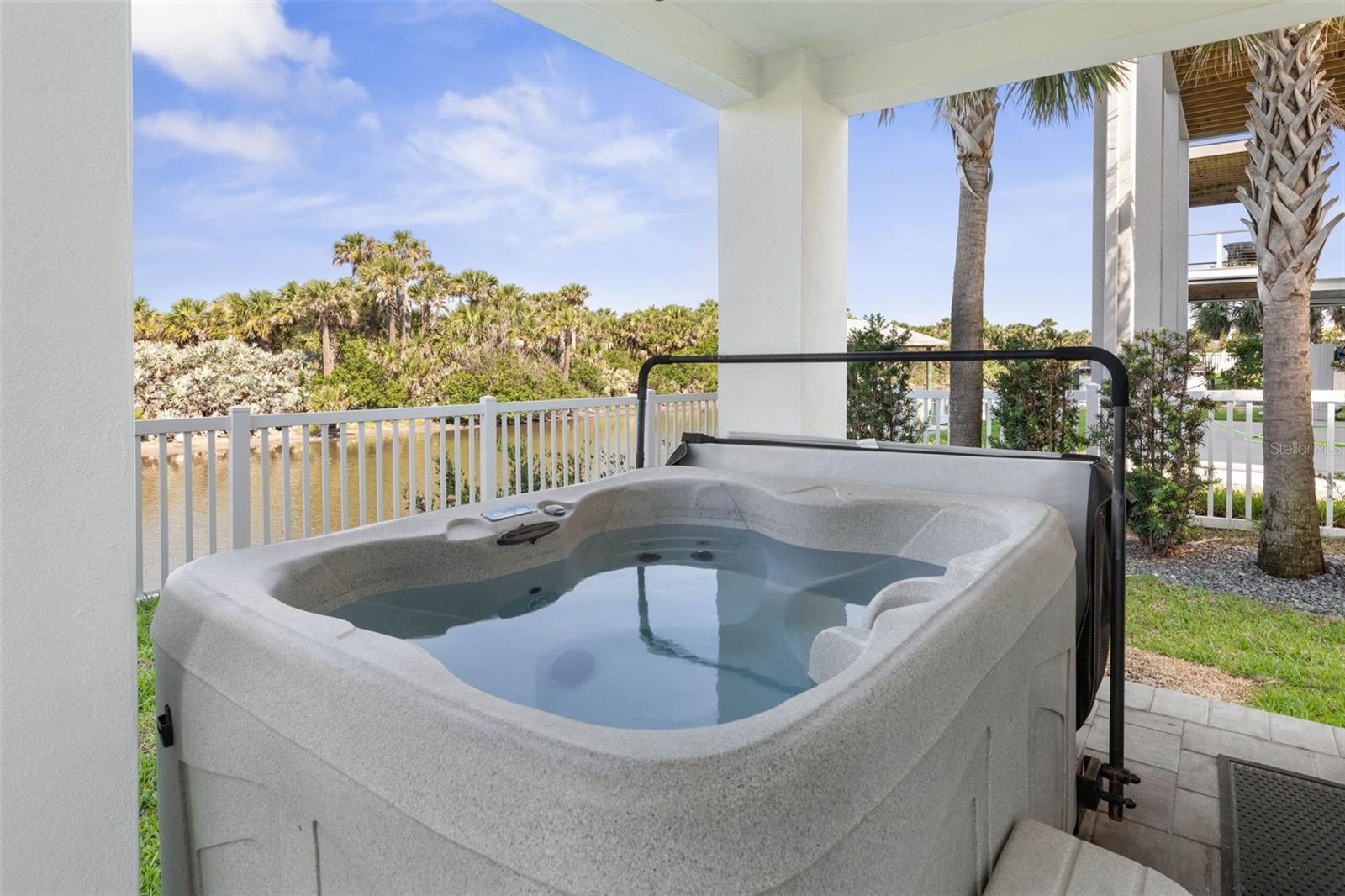 HAMMOCK MOORINGS NORTH - Residential