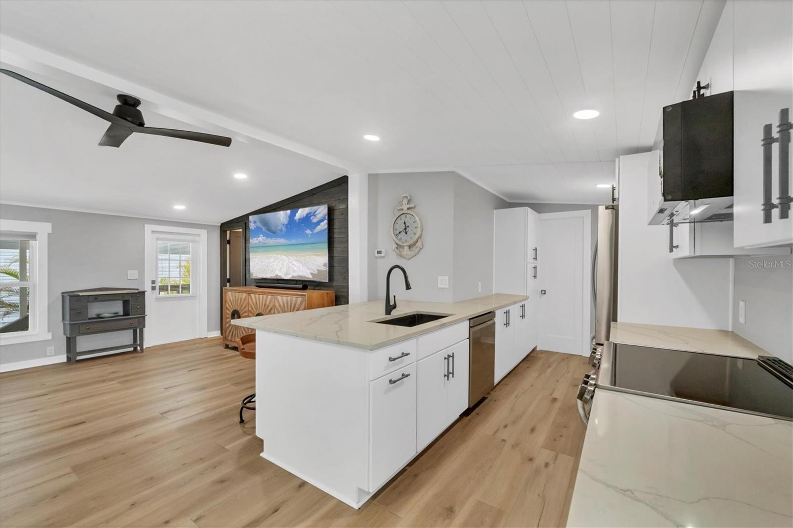 HATCHET CREEK MH PARK - Residential