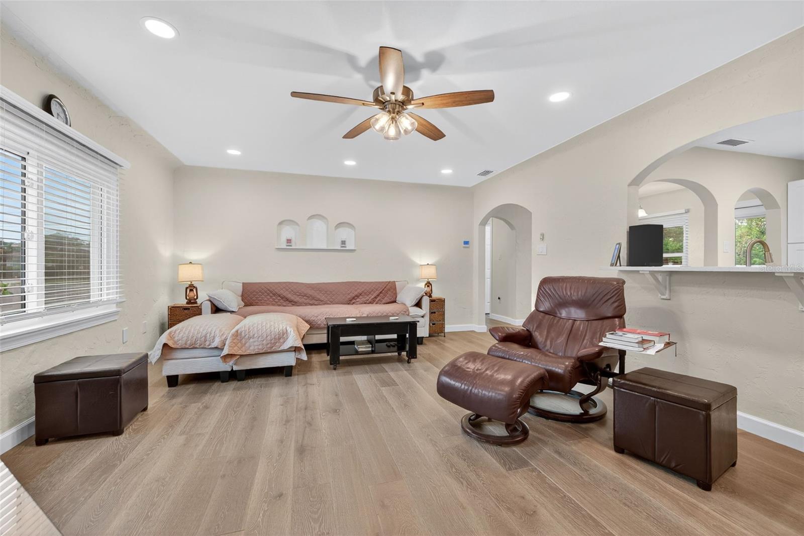 KENILWORTH - Residential Lease