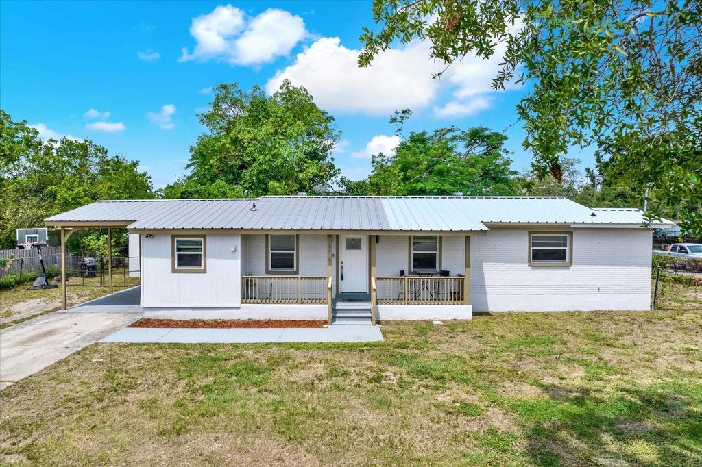 Photo of 6020 N 50th Street, Tampa, FL 33610 (MLS # TB8385768)