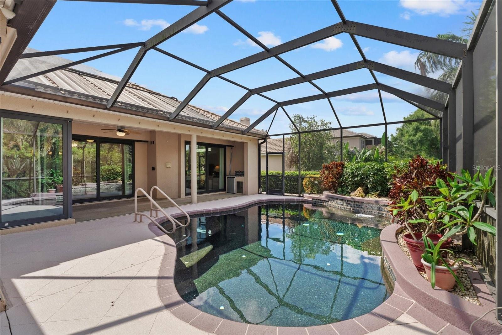 6528 COOPERS HAWK COURT