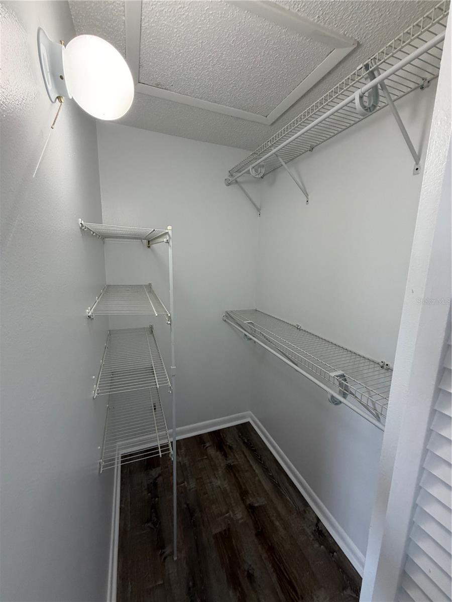 FAIR OAKS SOUTH TWO A CONDOMIN - Residential Lease