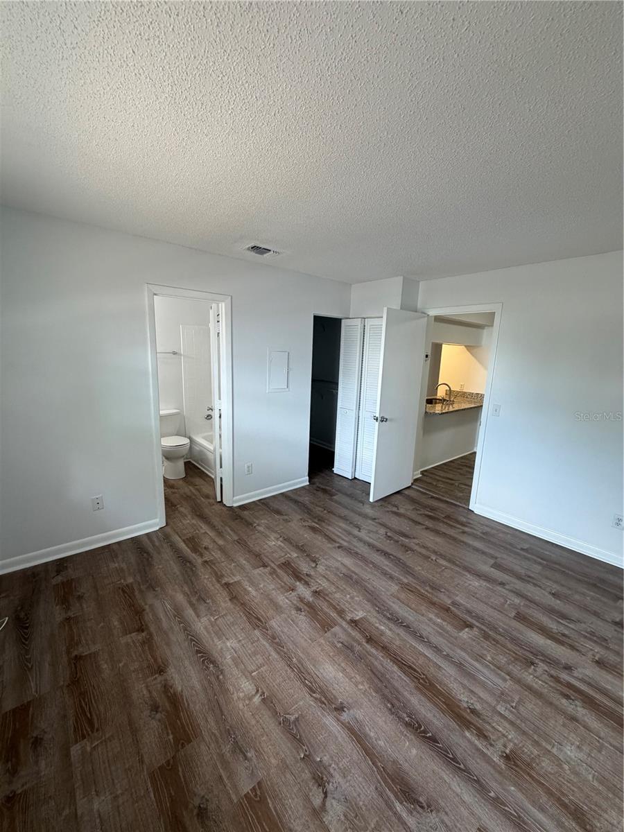 FAIR OAKS SOUTH TWO A CONDOMIN - Residential Lease