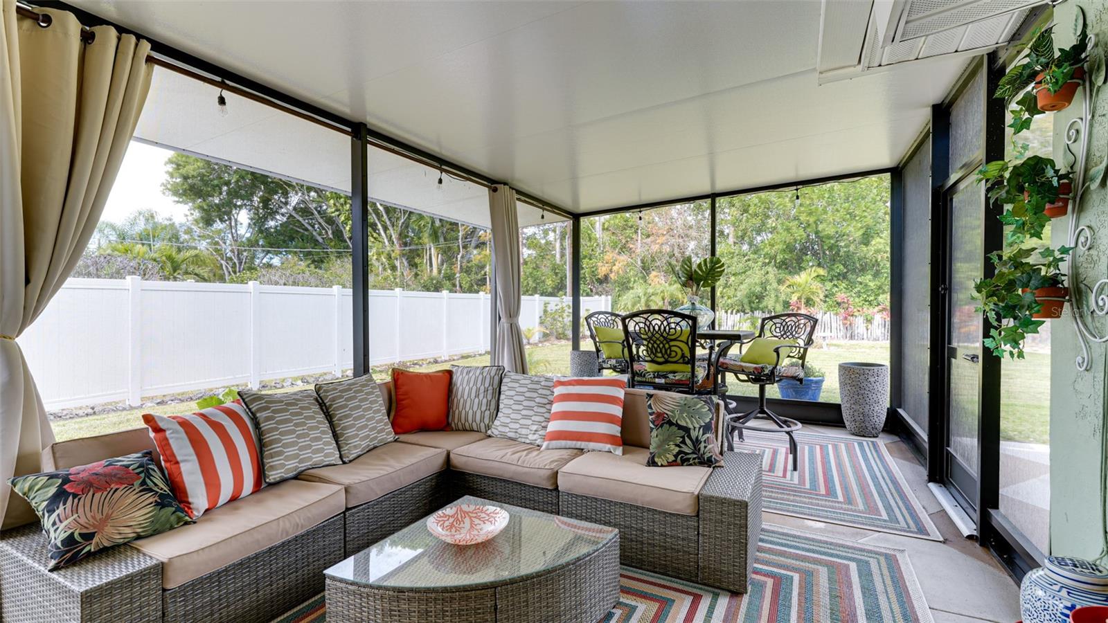 ACREAGE - Residential Lease