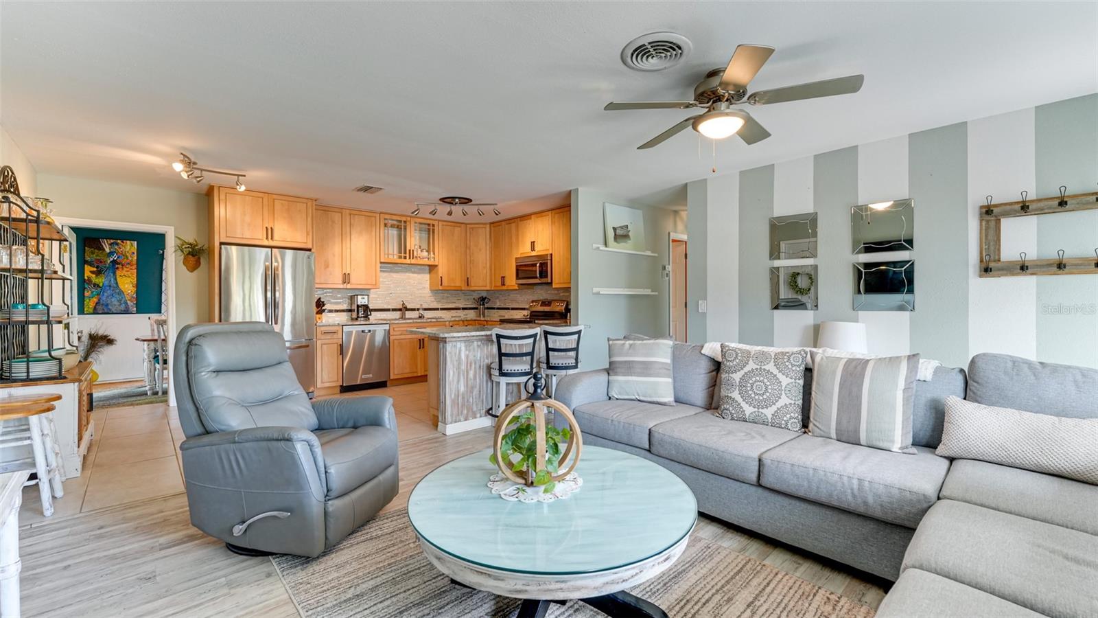 ACREAGE - Residential Lease