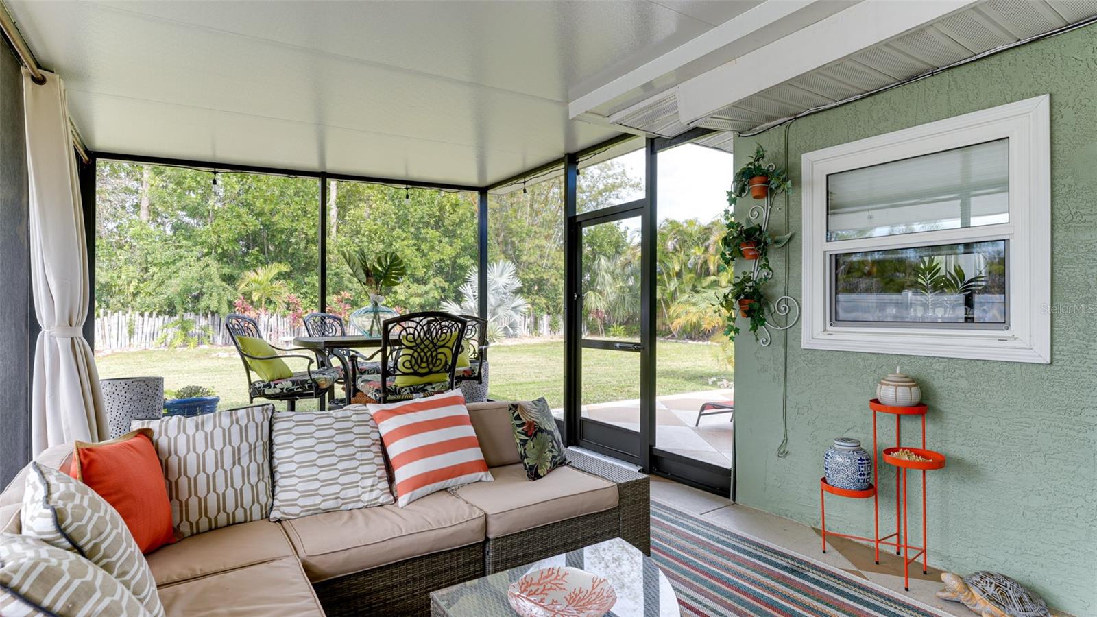 ACREAGE - Residential Lease