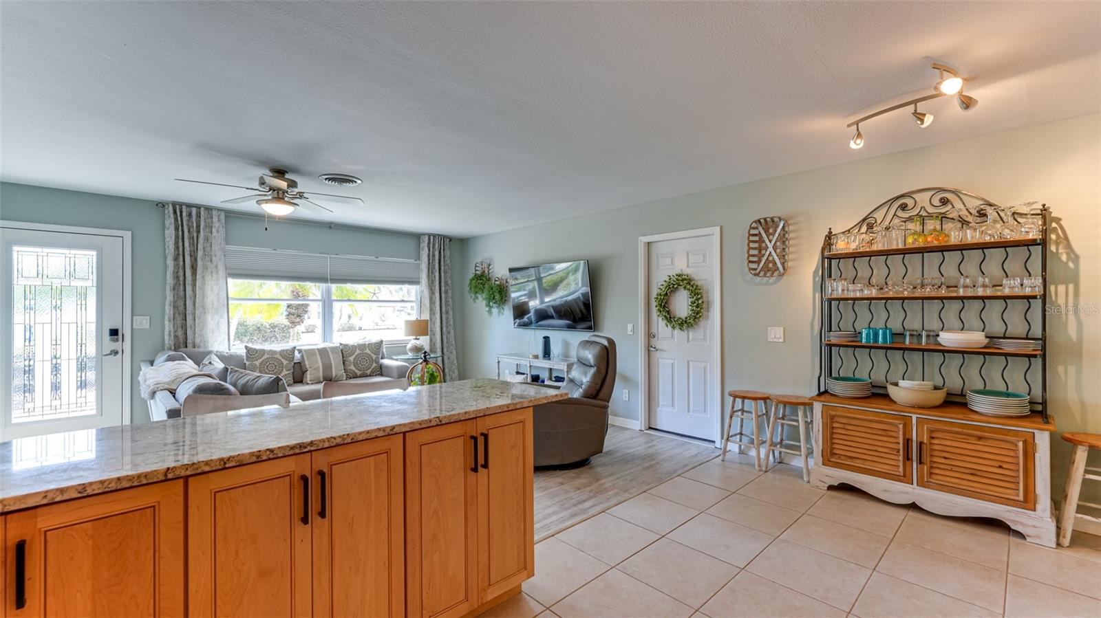 ACREAGE - Residential Lease