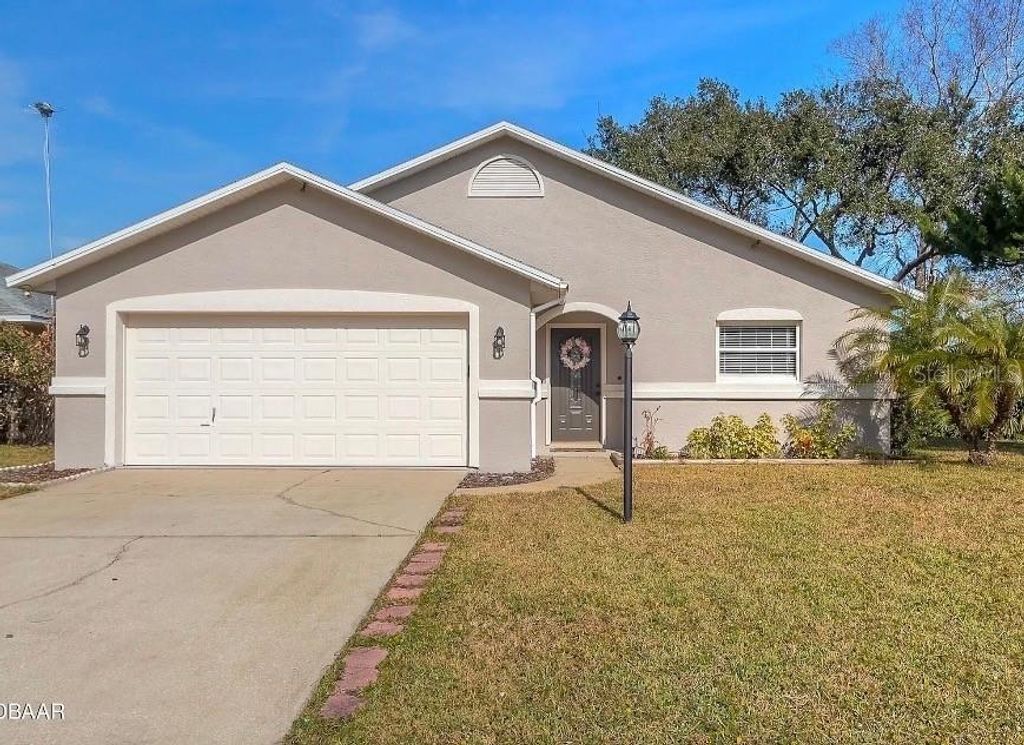 Photo of 1436 Golf Avenue, Ormond Beach, FL 32174 (MLS # V4947222)