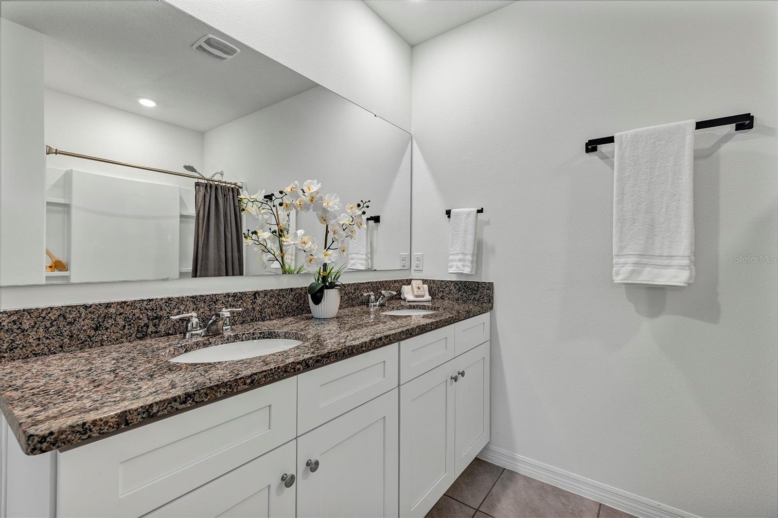 BRIDLE PATH - Residential